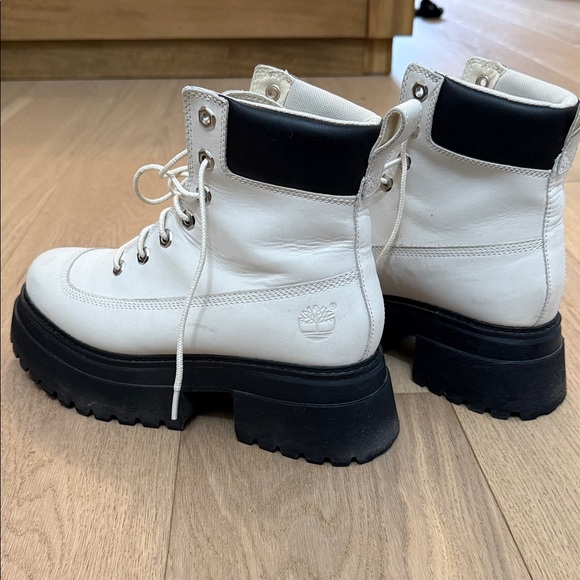 Timberland Women's White and Black Combat Boots - Picture 4 of 9